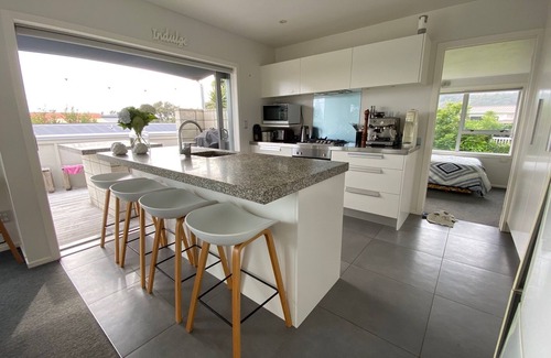Whiritoa House | Whiritoa Beach House - heaven in the Coromandel Peninsula, for you and your dog.
