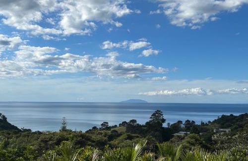 Onetangi House | Whisper Cottage