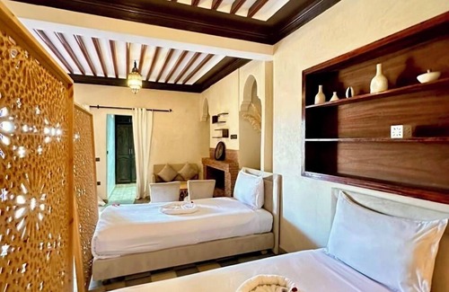 El Aggada Hotel | Whisper