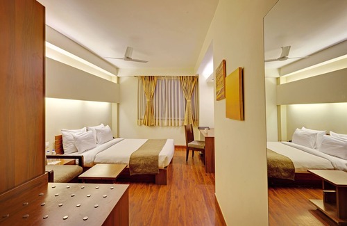 Vidhyadhar Nagar Hotel | Whispering Palms Jaipur