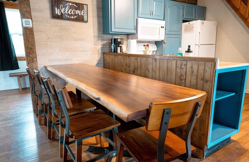 Schnellville House | Whispering Pines Cabin at Patoka Lake