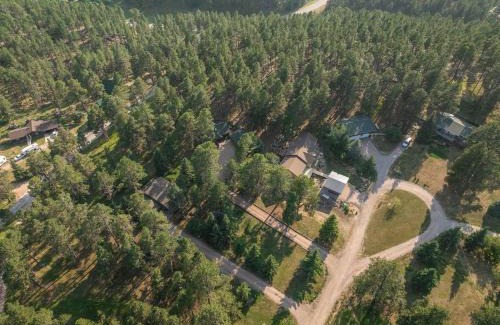 Rimrock House | Whispering Pines Cabin