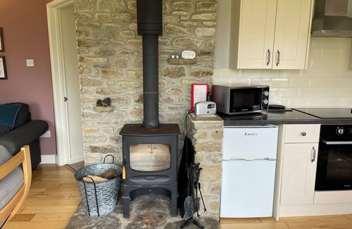 West Bexington Cottage | Whispering Pines Cottage