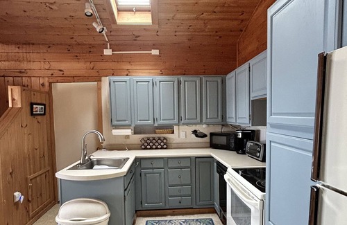 Belgrade Cottage | Whispering Pines Lake Front Cottage