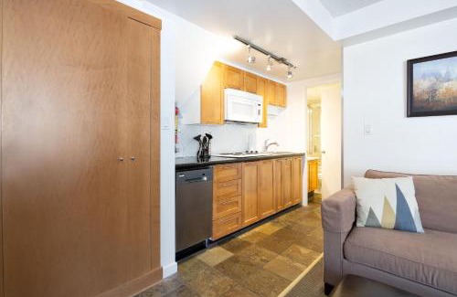 Whistler Village Apartment | Whistler Village Centre by LaTour Hotels and Resorts