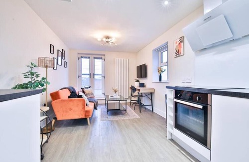 Gabalfa Apartment | Whitchurch Place 2 Bed Flat in Cardiff