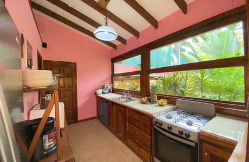 Cahuita Villa | White Beach Jungle Villa and Private Pool, National Park Cahuita