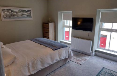 Sligo Apartment | White Birds Townhouse in Sligo Town Center