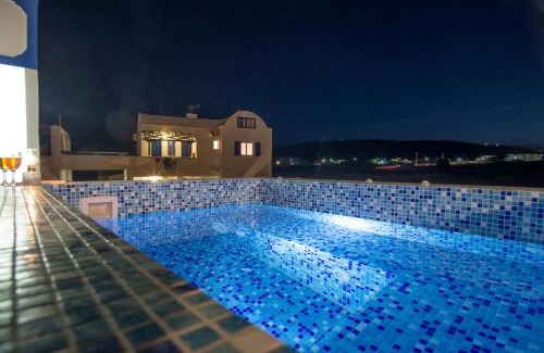 Perivolos Apartment | White & Blue