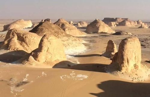 Bawati Other | White desert camp