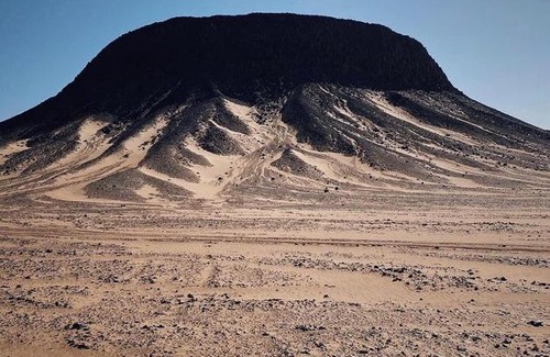 Bawati Other | White desert camp