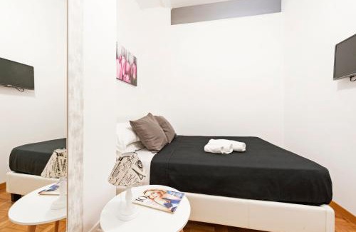 Monti Apartment | White Flat Labicana