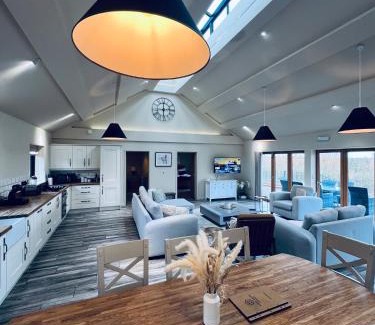 Halesworth Apartment | White House Lodges