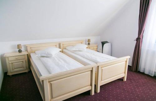 Fagaras House | White House