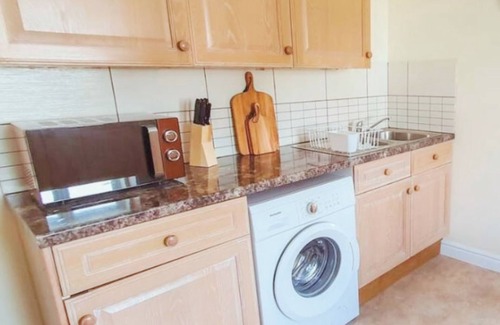 Stroud Apartment | White Jasmine in Stroud by Golden Valley