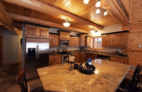 Island Park Cabin | White Moose Cabin, Hot Tub, 22 Miles to Yellowstone