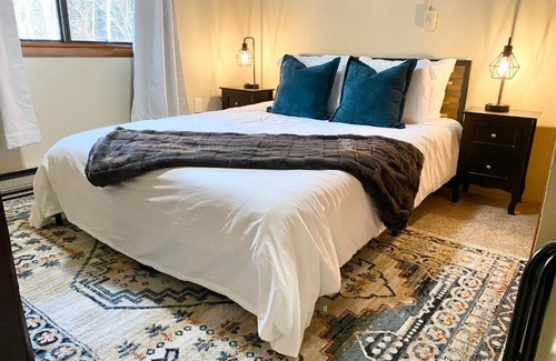 Bartlett Apartment | White Mountain Escape - Ski Attitash