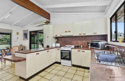 White Patch House | White Patch On The Water!