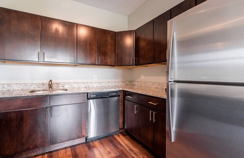 White Plains Apartment | White Plains Two Bed with Luxury Amenities