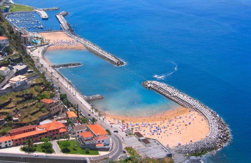 Lombo do Doutor Apartment | White Rabbit I by Madeira Sun Travel
