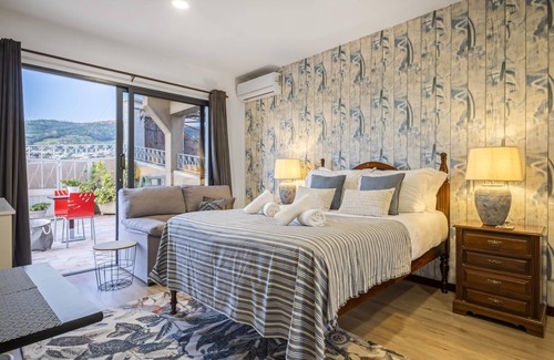 Lombo do Doutor Apartment | White Rabbit I by Madeira Sun Travel