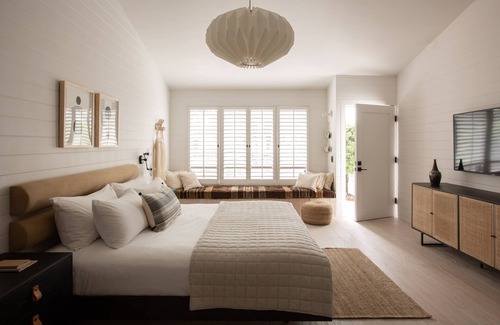 San Simeon House | White Water
