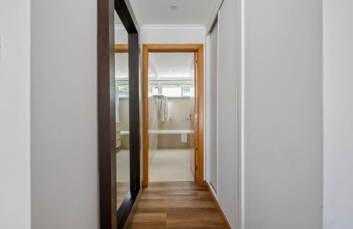 Machico Hotel | White Waters Hotel