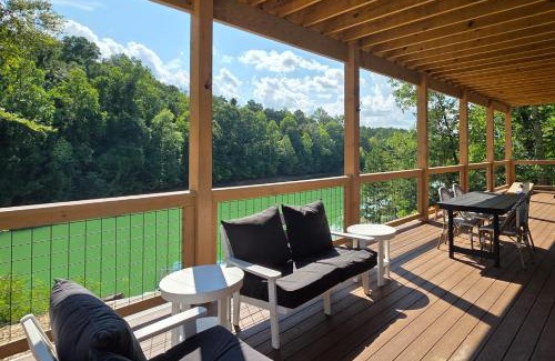 Sevierville House | White Wolf Lodge