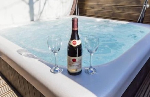 Felton Ski Chalet | Whiteacres, Northumberland