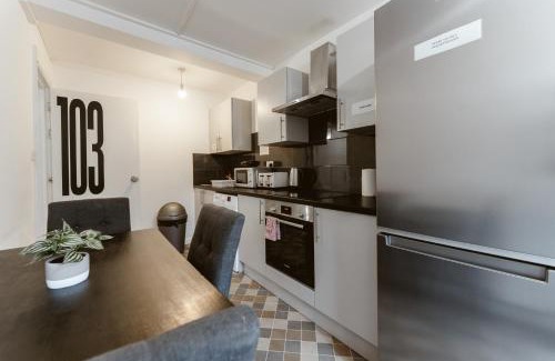 Stepney Green House | Whitechapel en-suite beds to stay