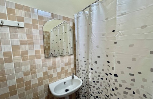 Senggigi House | Whiterose Guesthouse