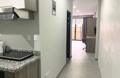 Tamarindo Apartment | Whitestone Parkview Tamarindo 2 queen bed studio w/kitchen 7 min walk to beach