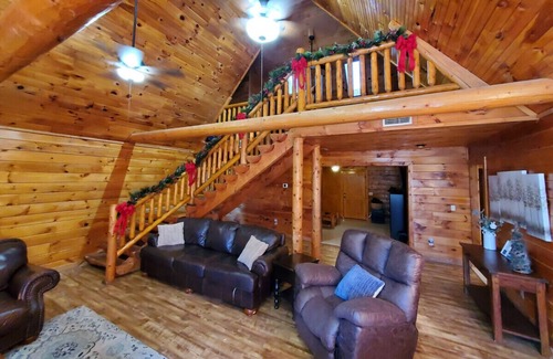 Broken Bow Cabin | Whits End Luxury Cabin