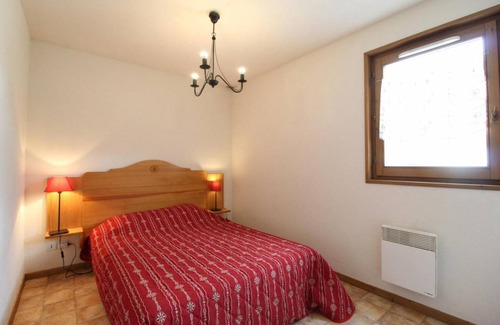 Val Cenis Apartment | Wifi, 10m from ski slopes, 2nd floor, balcony, parking, tv, ski locker, 55m², Val Cenis