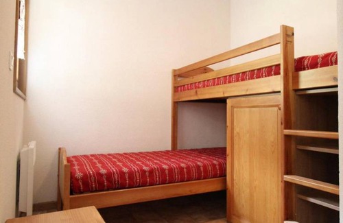 Val Cenis Apartment | Wifi, 10m from ski slopes, 2nd floor, balcony, parking, tv, ski locker, 55m², Val Cenis