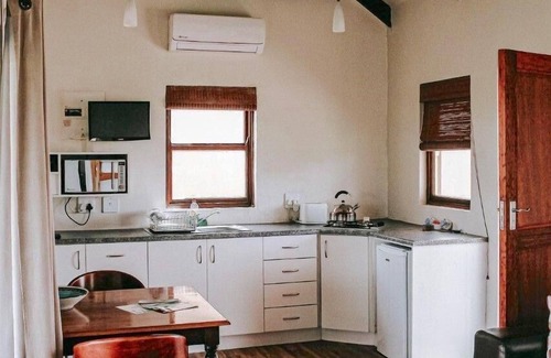 Koelenhof Apartment | Wild Clover Cottages