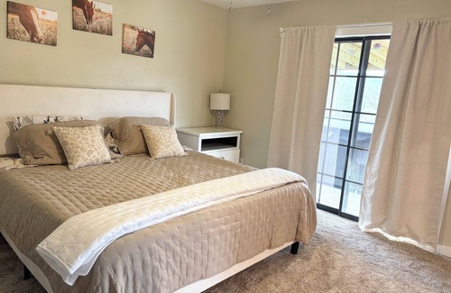 Houston Other | Wild Horses/Scenic Ranch Retreat