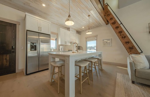 Eureka House | Wilderness Club Nest – Private Hot Tub | Forest View