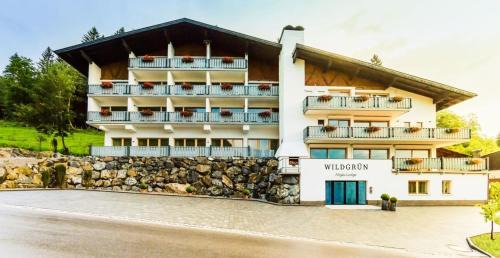 Rofleuten Apartment | Wildgrün Panorama Lodge 5