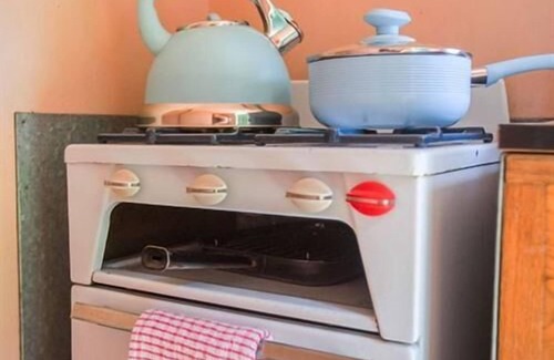 Langport House | Willow - Vintage Caravan