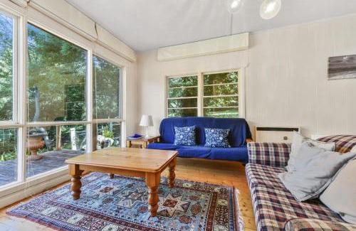 Skenes Creek House | Willowhaven - BYO Linen