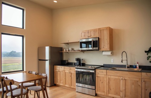 Creston Cabin | Willowline Cabin #6