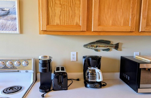 La Pointe Cabin | Willows - 2 Bed/1 Bath Cabin minutes from Downtown La Pointe!