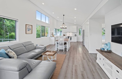 Dunsborough Villa | Willy Wagtail - Beautiful two bedroom two bathroom Villa