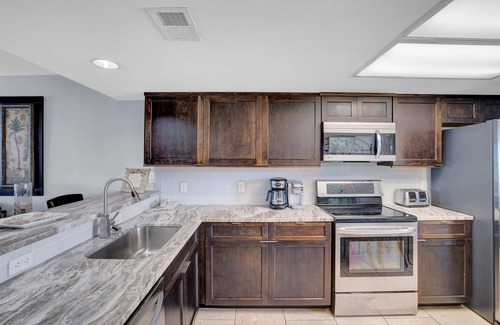Orange Beach East Condo | Wind Drift 208 Gulf Front