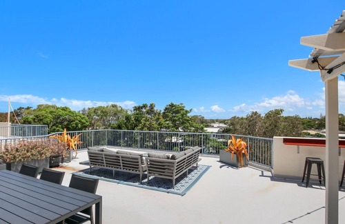 Golden Beach Apartment | Windbourne Unit 6, 101 The Esplanade, Golden Beach