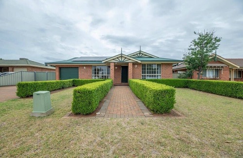 Dubbo House | Windsor - Large Entertaining Area, Family Retreat