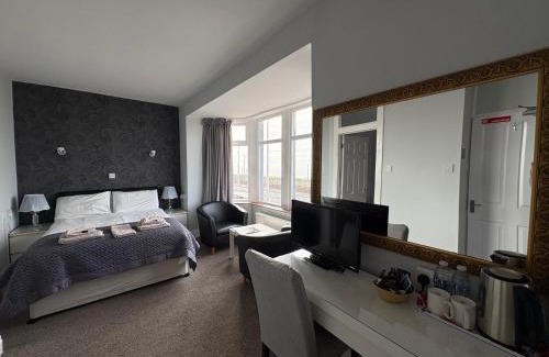 North Shore Hotel | Windsor Park Hotel