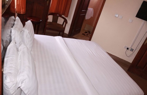 Winneba House | Windy Bay Guest House