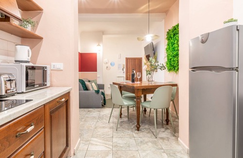 San Giovanni Apartment | Wine Apartments Florence Vernaccia